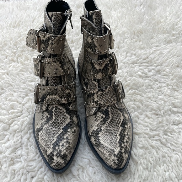 Steven Shoes. New Steven New York Harmon Triple Buckle Boot. - Picture 10 of 10